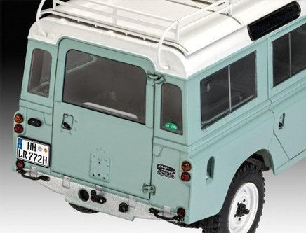 1/24 Revell Germany Land Rover Series III - 7047 - MPM Hobbies