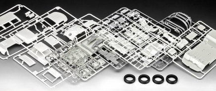 1/24 Revell Germany Samba T1 Flower Power 7050 - MPM Hobbies