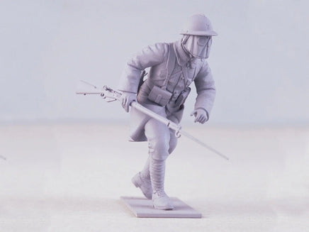 1/35 ICM French Infantry in Gas Masks (1916) 4 Figures 35696 - MPM Hobbies