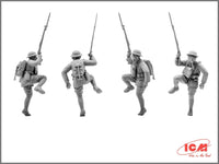 1/35 ICM US Infantry in Gas Masks (1918) 4 Figures 35704 - MPM Hobbies