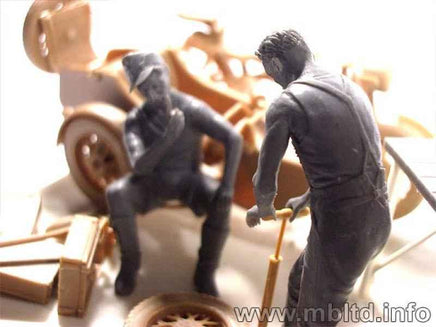 1/35 Master Box - German Motorcycle Repair Team 3560 - MPM Hobbies