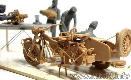 1/35 Master Box - German Motorcycle Repair Team 3560 - MPM Hobbies
