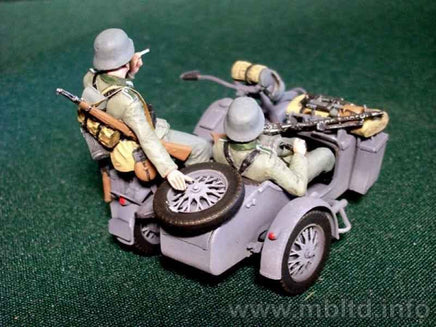 1/35 Master Box - German Motorcyclists (1940-1943) 3539 - MPM Hobbies