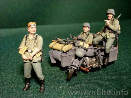 1/35 Master Box - German Motorcyclists (1940-1943) 3539 - MPM Hobbies