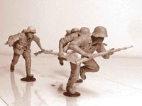 1/35 Master Box - German Signals Personnel 3540 - MPM Hobbies