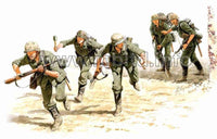 1/35 Master Box - German Signals Personnel 3540 - MPM Hobbies