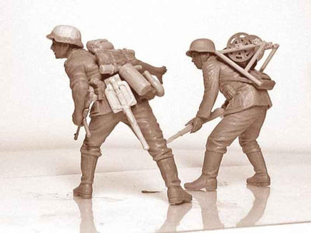 1/35 Master Box - German Signals Personnel 3540 - MPM Hobbies