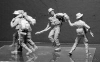 1/35 Master Box - Head For The Huey Vietnam 35107 - MPM Hobbies