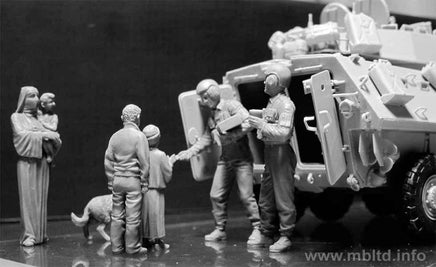 1/35 Master Box - Here is Snickers, Help Yourself, Please! 35159 - MPM Hobbies