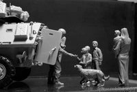 1/35 Master Box - Here is Snickers, Help Yourself, Please! 35159 - MPM Hobbies