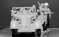 1/35 Master Box - Hitching A Ride 35161 - MPM Hobbies