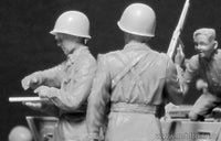 1/35 Master Box - Hitching A Ride 35161 - MPM Hobbies