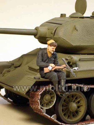 1/35 Master Box - Russian Tankmen Kursk (1943-44) 3535 - MPM Hobbies