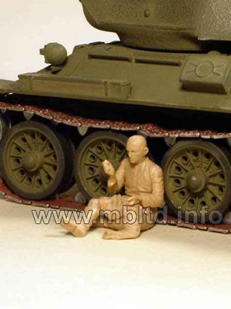 1/35 Master Box - Russian Tankmen Kursk (1943-44) 3535 - MPM Hobbies