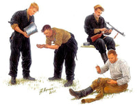 1/35 Master Box - Russian Tankmen Kursk (1943-44) 3535 - MPM Hobbies