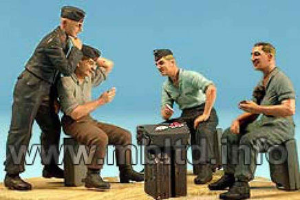 1/35 Master Box - Skatspieler Figures 3525 - MPM Hobbies