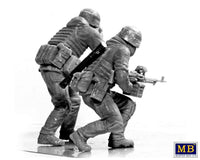 1/35 Master Box - Ukrainian Soldiers Defense of Kharkiv 35225 - MPM Hobbies