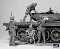 1/35 Master Box - Ukrainian Soldiers Defense of Kyiv 35223 - MPM Hobbies