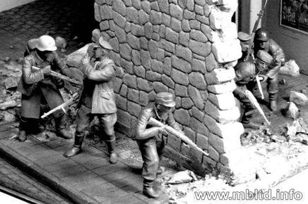 1/35 Master Box - Who's that? German Mountain Troops & Soviet Marines 3571 - MPM Hobbies