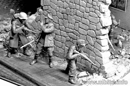 1/35 Master Box - Who's that? German Mountain Troops & Soviet Marines 3571 - MPM Hobbies