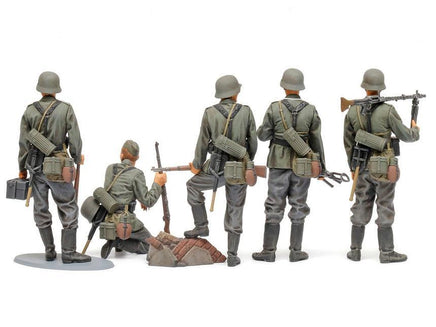 1/35 Tamiya German Infantry Set Mid-WWII 35371 - MPM Hobbies