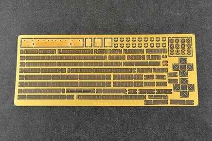 1/350 Trumpeter USS CVE-26 Sangamon 05369 - MPM Hobbies