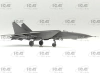 1/72 ICM Mig-25 PD Soviet Interceptor Fighter 72177 - MPM Hobbies