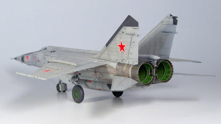 1/72 ICM Mig-25 RBT Soviet Reconnaissance Plane 72172 - MPM Hobbies
