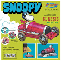 Atlantis Models Snoopy and his Classic Race Car Motorized Snap - 6894 - MPM Hobbies