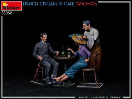 1/35 Mini Art - French Civilians in Cafe 1930-40s - 38062 - MPM Hobbies