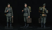 1/35 Mini Art - German Train Station Staff 1930-40's - 38010 - MPM Hobbies
