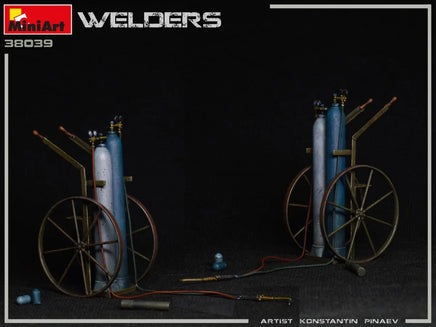 1/35 Mini Art Welders - 38039 - MPM Hobbies