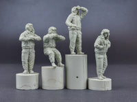 1/35 Mini Art - Soviet Tank Crew 1970-1980's Winter Uniform - 37063 - MPM Hobbies
