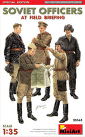 1/35 Mini Art - Soviet Officers At Field Briefing - 35365 - MPM Hobbies