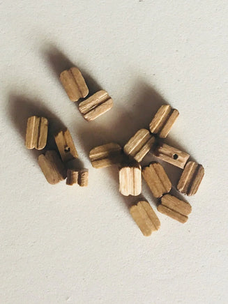 Model Shipways - 3/16" (5mm) Walnut Single Sheave Block 40 pcs - 304 - MPM Hobbies