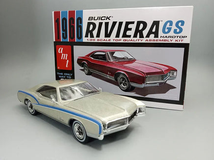 1/25 AMT 1966 Buick Riviera GS 1439