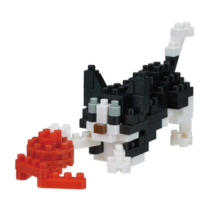Nanoblock Playing Cat 21086