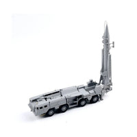 1/72 ModelCollect Soviet (9P117M1) Launcher with R17 Rocket of 9K72 72138