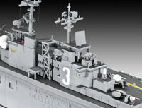 1/700 Revell Germany US Navy Assault Carrier WASP Class 05178