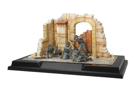 1/35 Tamiya Scene Set #1-German Mortar Team 89739 - MPM Hobbies