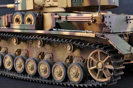 1/16 Trumpeter German Pz.Beob.Wg. IV Ausf.J Medium Tank - 00922 - MPM Hobbies