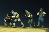 1/35 Trumpeter PMC in Iraq 2005-Armed Assault Team - 00419 - MPM Hobbies