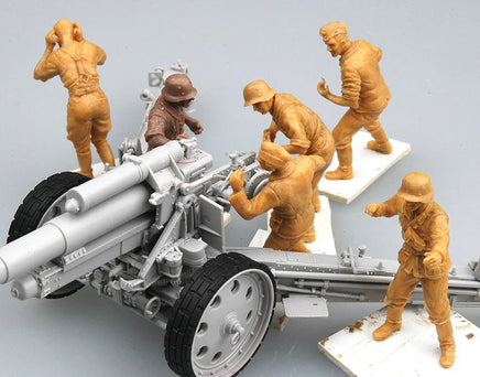 1/35 Trumpeter German S.FH 18 Field Howitzer Gun Crew - 00425 - MPM Hobbies
