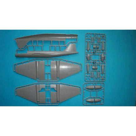 1/72 AMP E.E. Canberra T.Mk 11 - MPM Hobbies