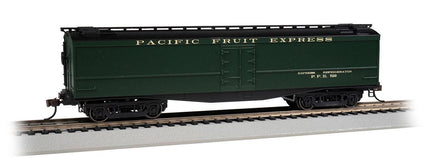 HO Bachmann 50' Express Reefers - Pacific Fruit Express #726 - 75703 - MPM Hobbies