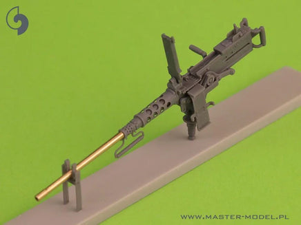 1/35 Master Model Browning M2HB .50 cal (12,7mm) - on tank mount - early WWII version (D69820 cradle with small 50 round ammo can D68375) - MPM Hobbies