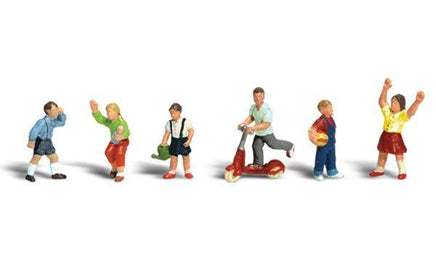 N Woodland Children 2182 - MPM Hobbies