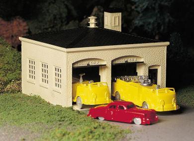 O Bachmann Fire House 45610 - MPM Hobbies