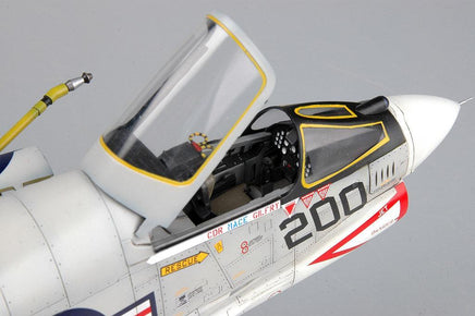 1/32 Trumpeter F-8J Crusader 02273 - MPM Hobbies