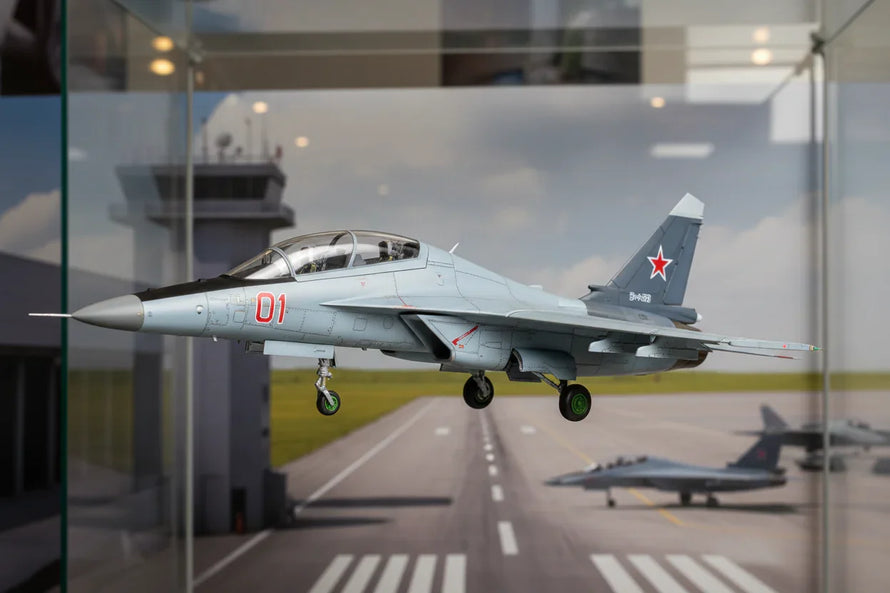 In Stock 1/72 Zvezda Jet Aircraft